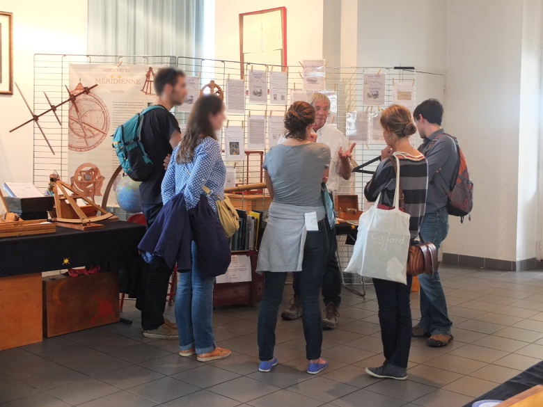 Le stand-3